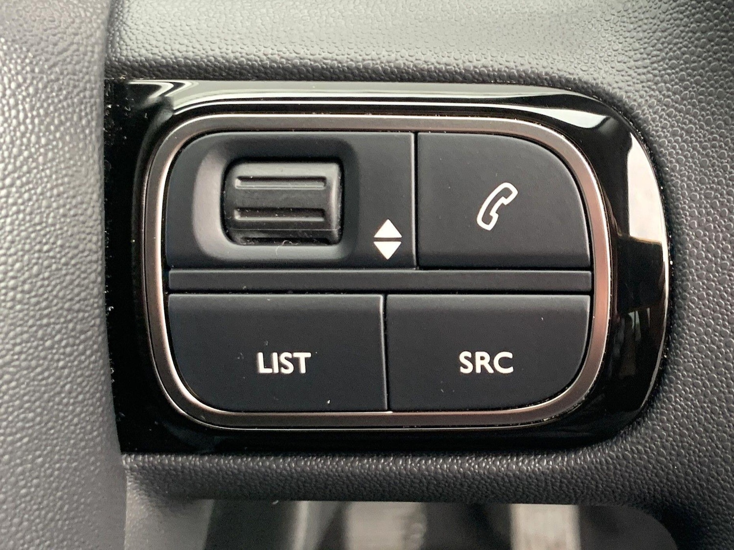 Used Citroen C3 2023 for sale - 76573179: Photo 40