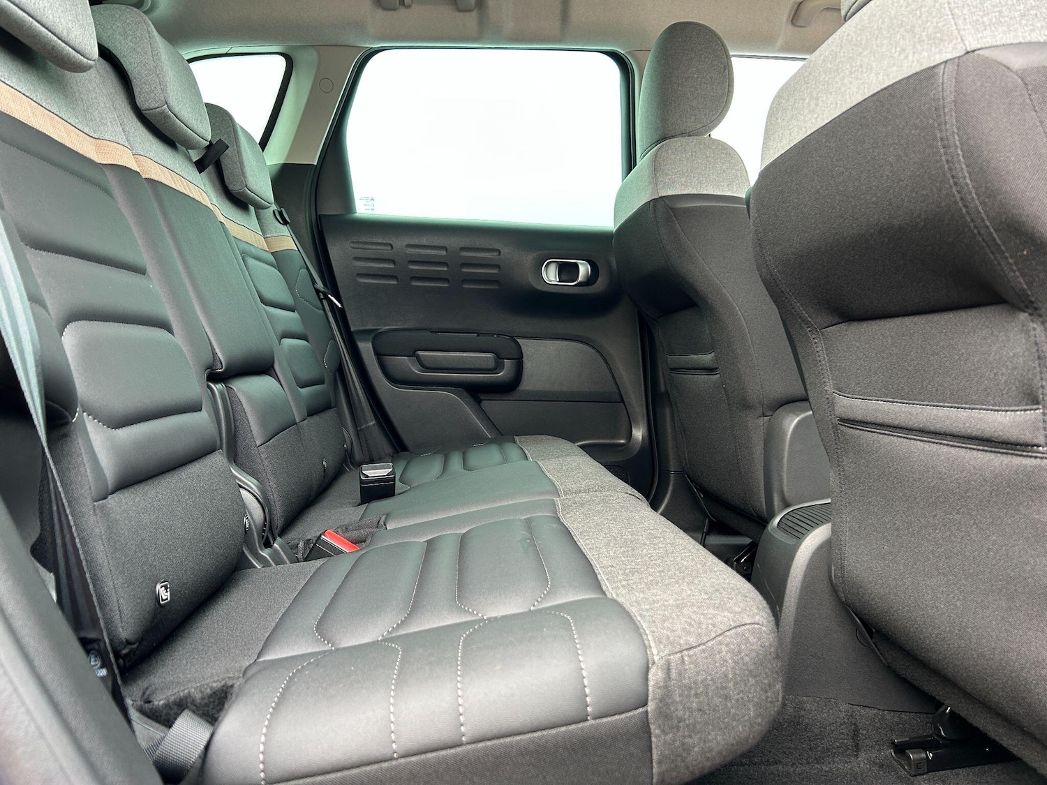 Used Citroen C3 Aircross 2024 for sale - 76537960: Photo 12