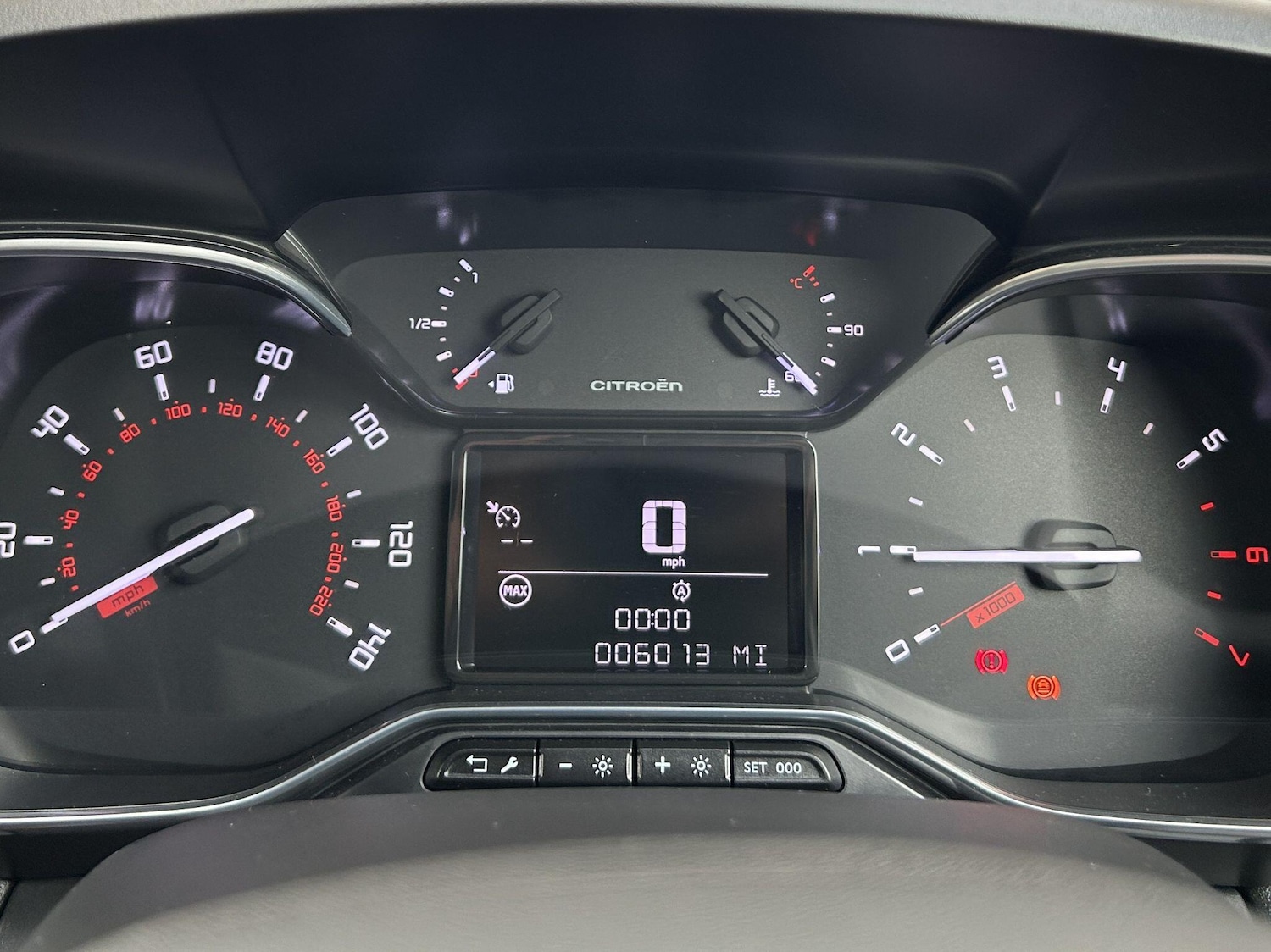 Used Citroen C3 Aircross 2024 for sale - 76537960: Photo 26
