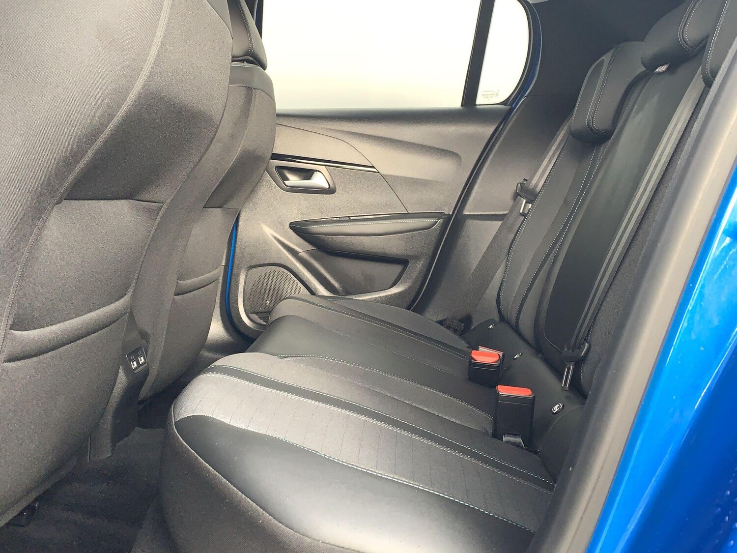 Used Peugeot E-208 2022 for sale - 76283421: Photo 9