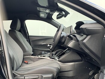 Used Peugeot 2008 2024 for sale - 75781366: Photo