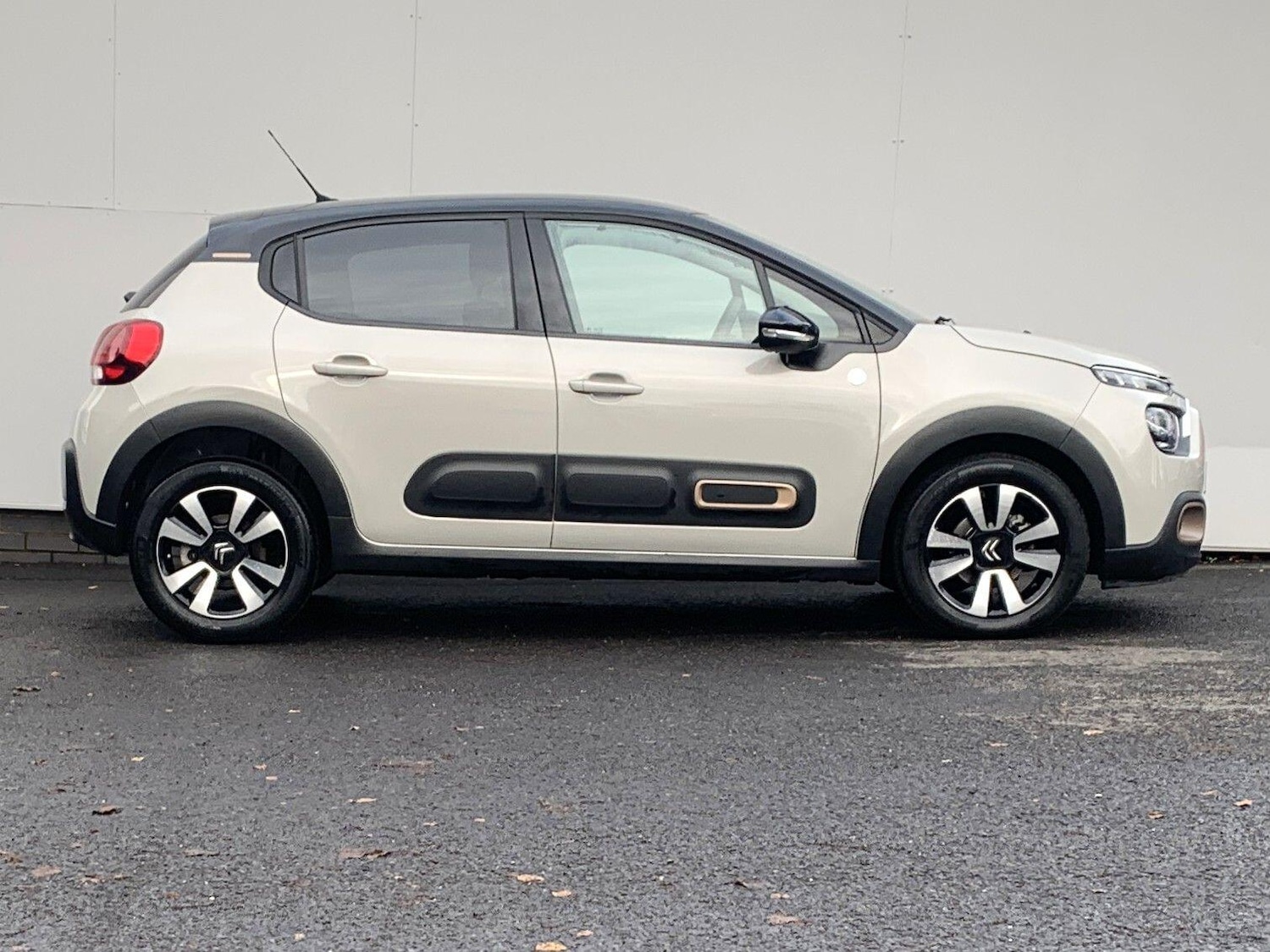 Used Citroen C3 2023 for sale - 76714959: Photo 10