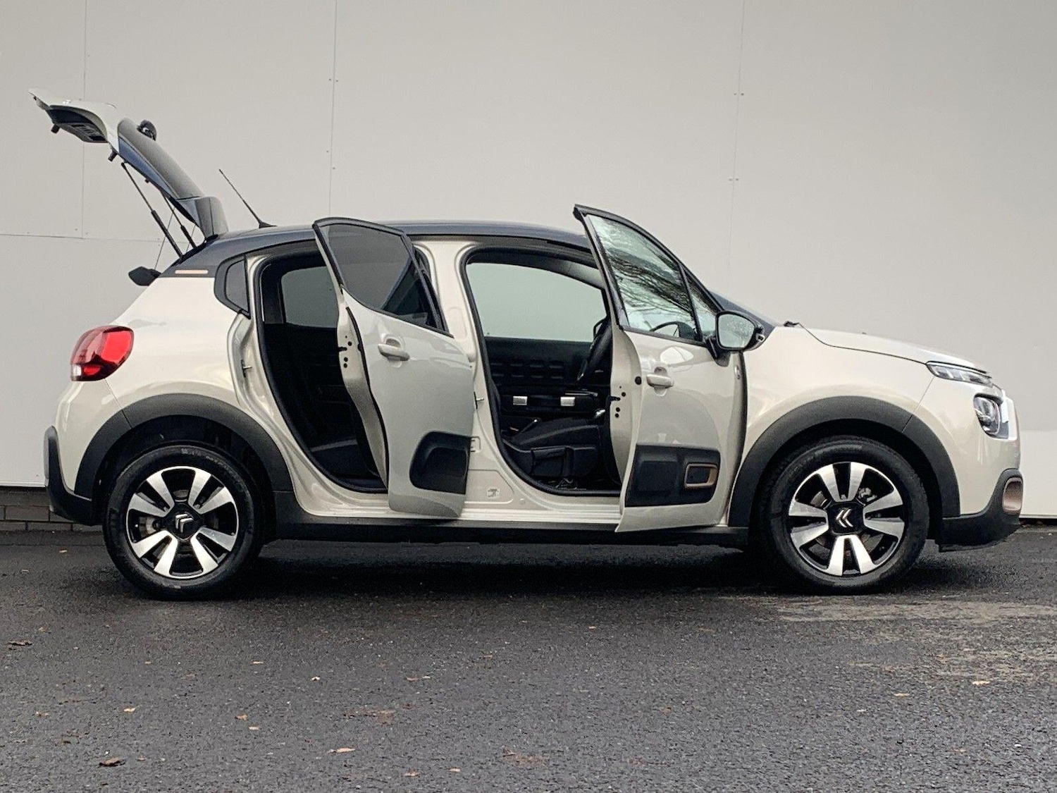 Used Citroen C3 2023 for sale - 76714959: Photo 12