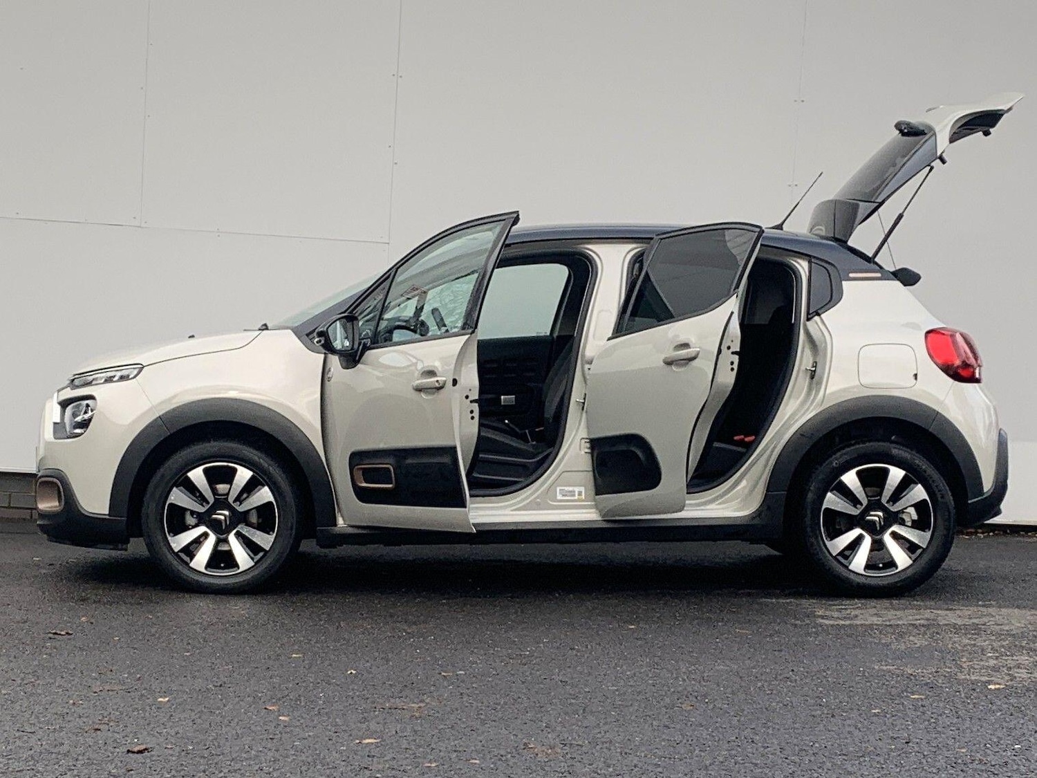 Used Citroen C3 2023 for sale - 76714959: Photo 16