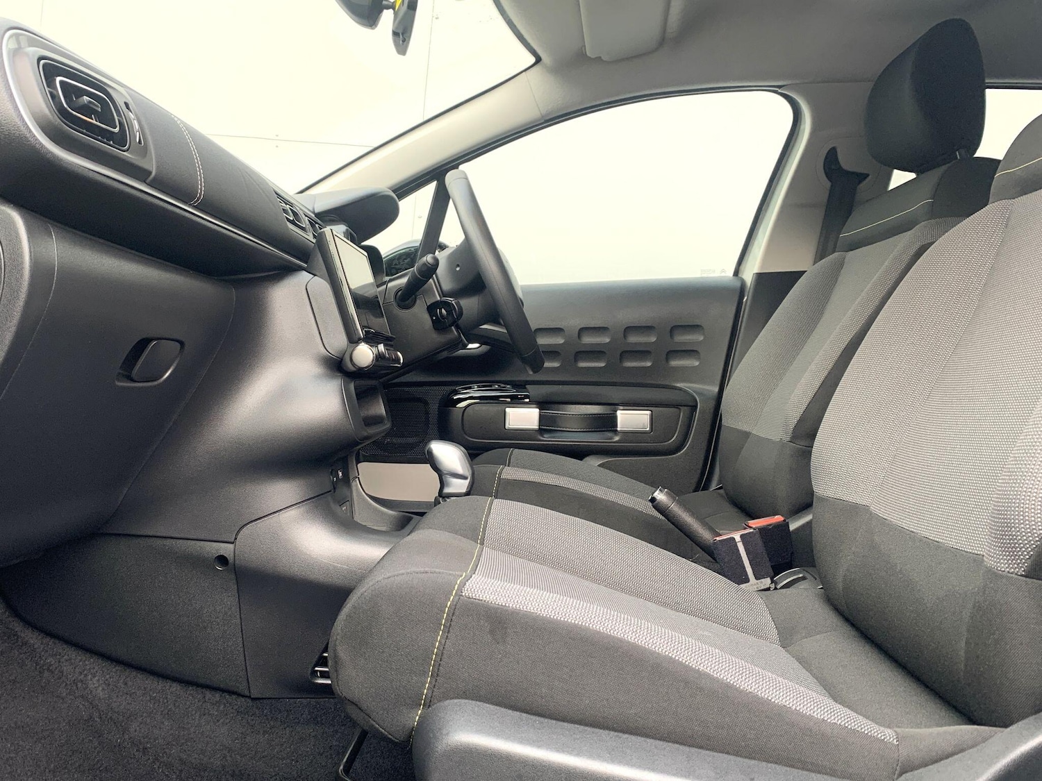 Used Citroen C3 2023 for sale - 76714959: Photo 7