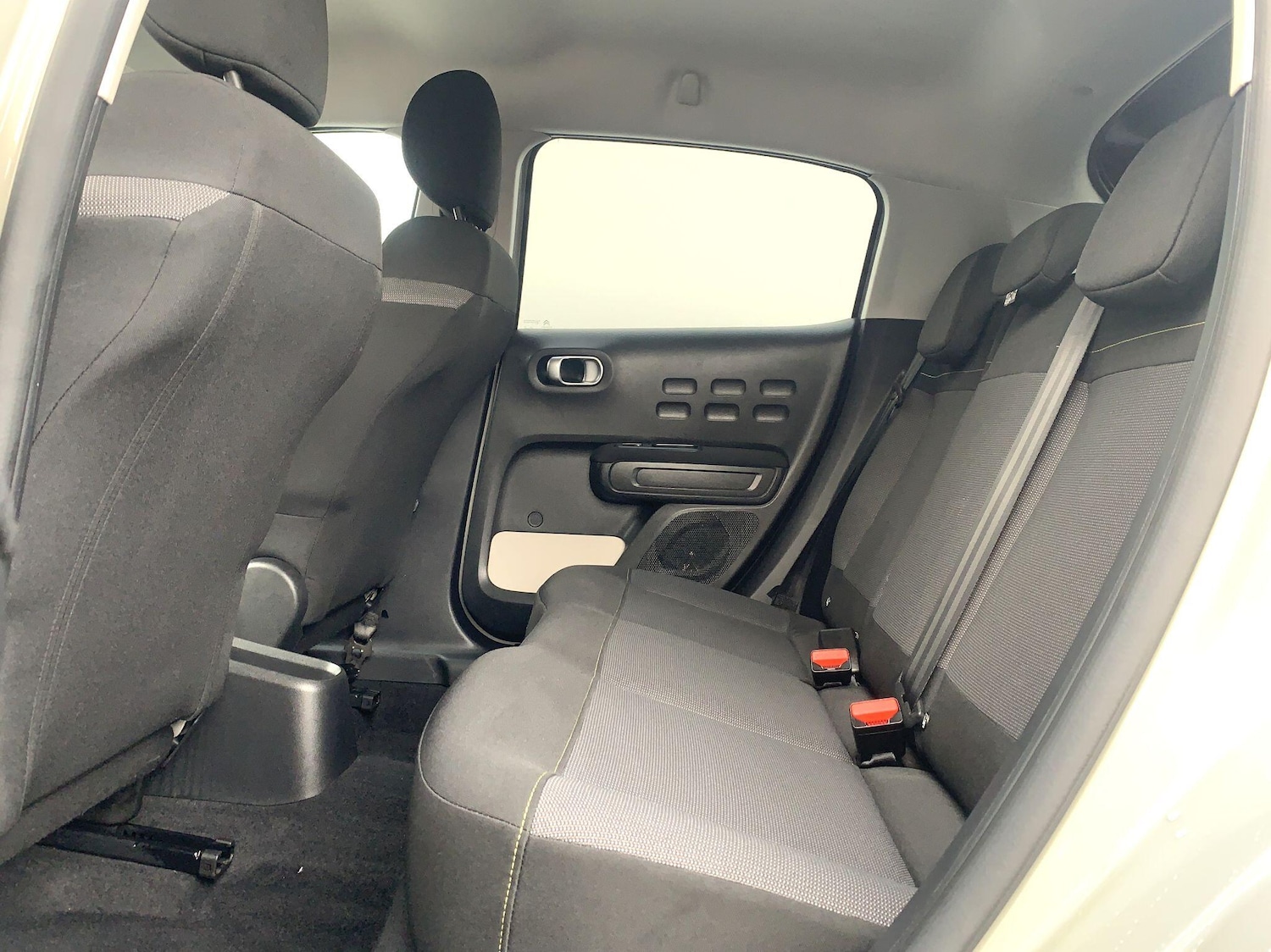 Used Citroen C3 2023 for sale - 76714959: Photo 9