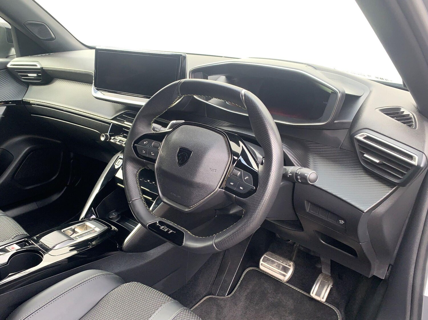 Used Peugeot 2008 2023 for sale - 76059290: Photo 11