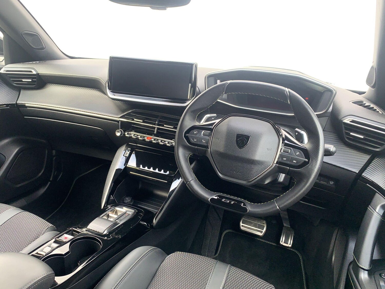 Used Peugeot 2008 2023 for sale - 76059290: Photo 15