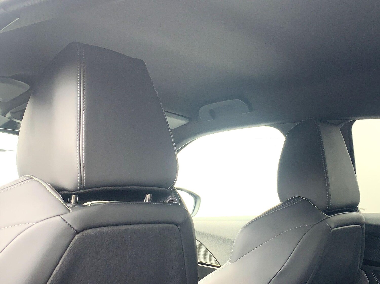 Used Peugeot 2008 2023 for sale - 76059290: Photo 35