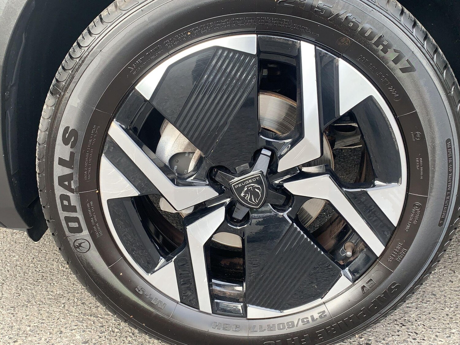 Used Peugeot 2008 2023 for sale - 76059290: Photo 46