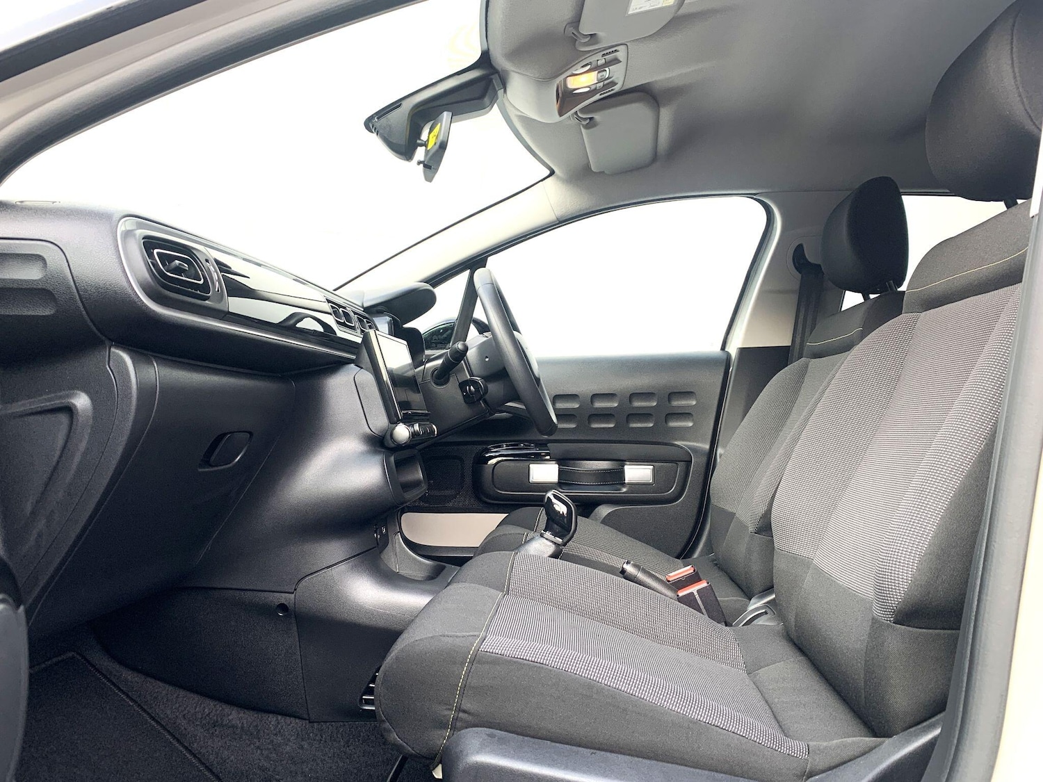 Used Citroen C3 2024 for sale - 76715126: Photo 7