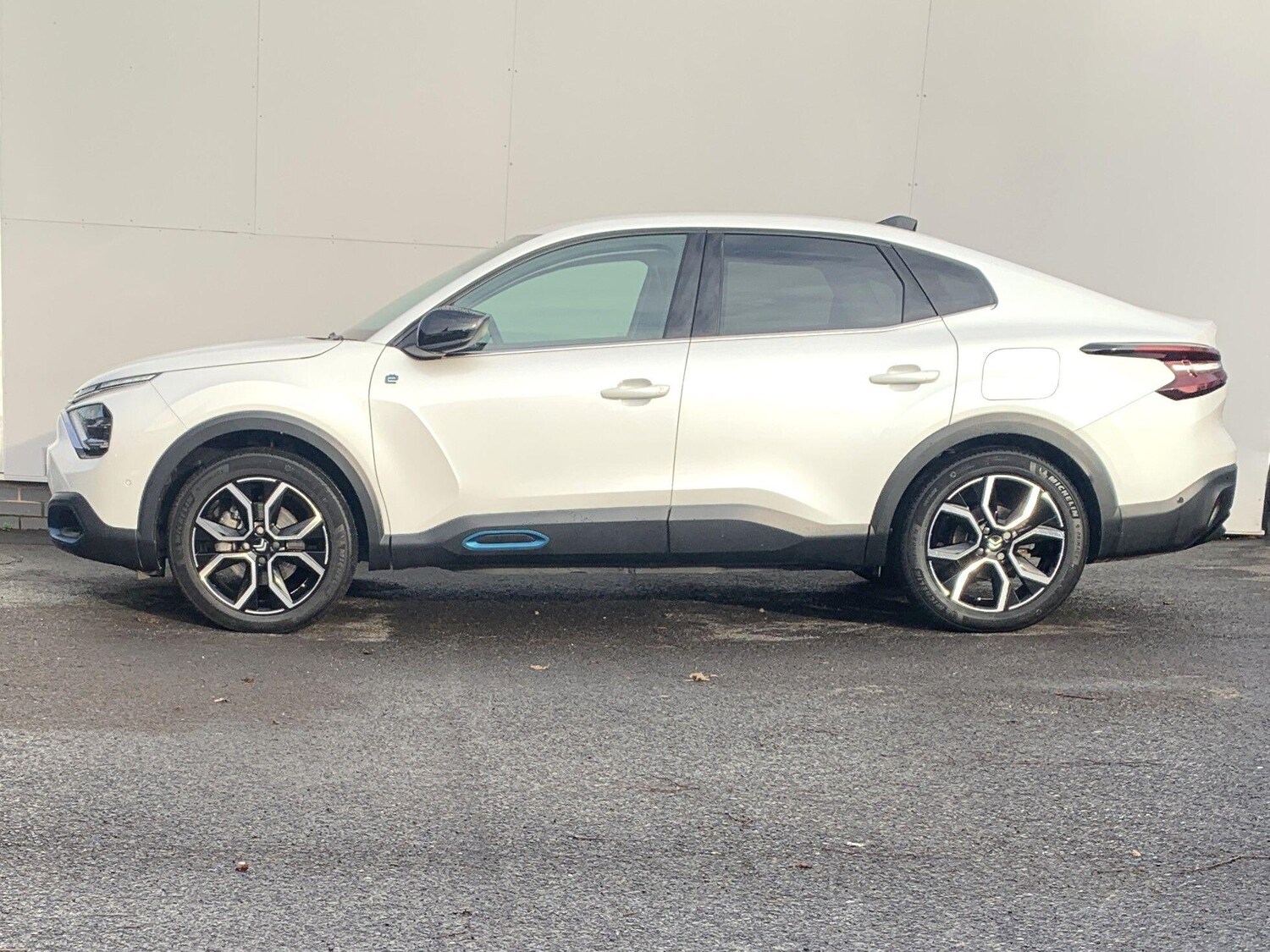 Used Citroen e-C4 X 2023 for sale - 77358432: Photo 18