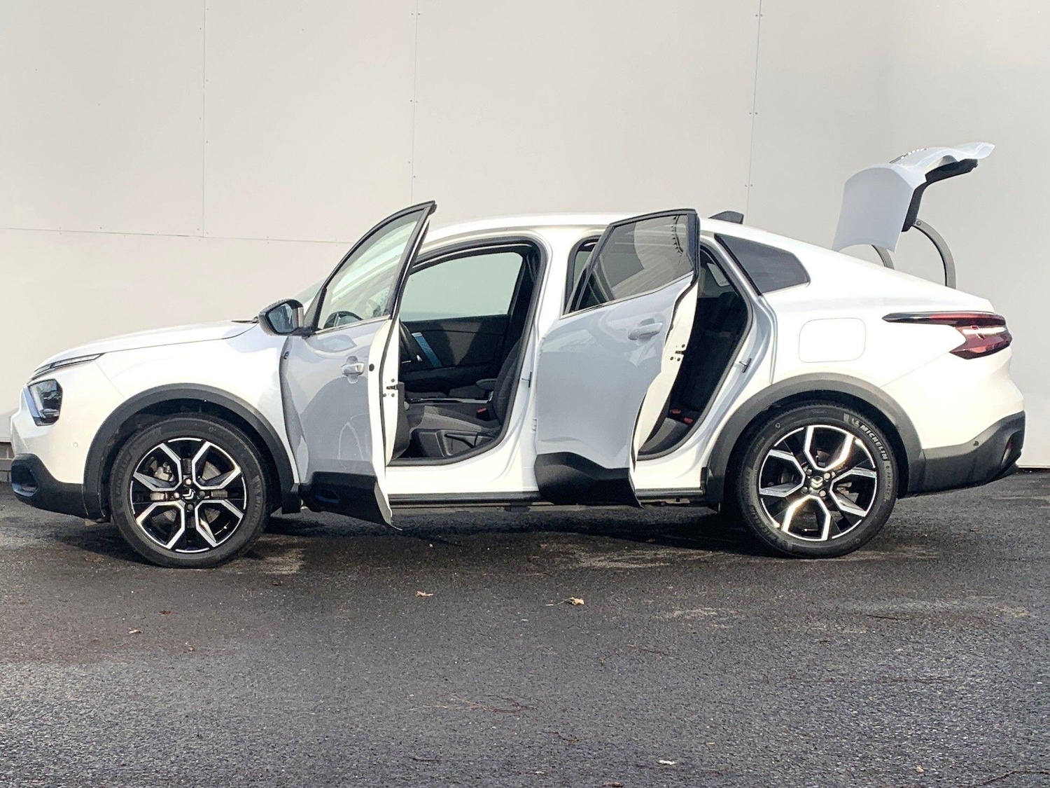 Used Citroen e-C4 X 2023 for sale - 77358432: Photo 20