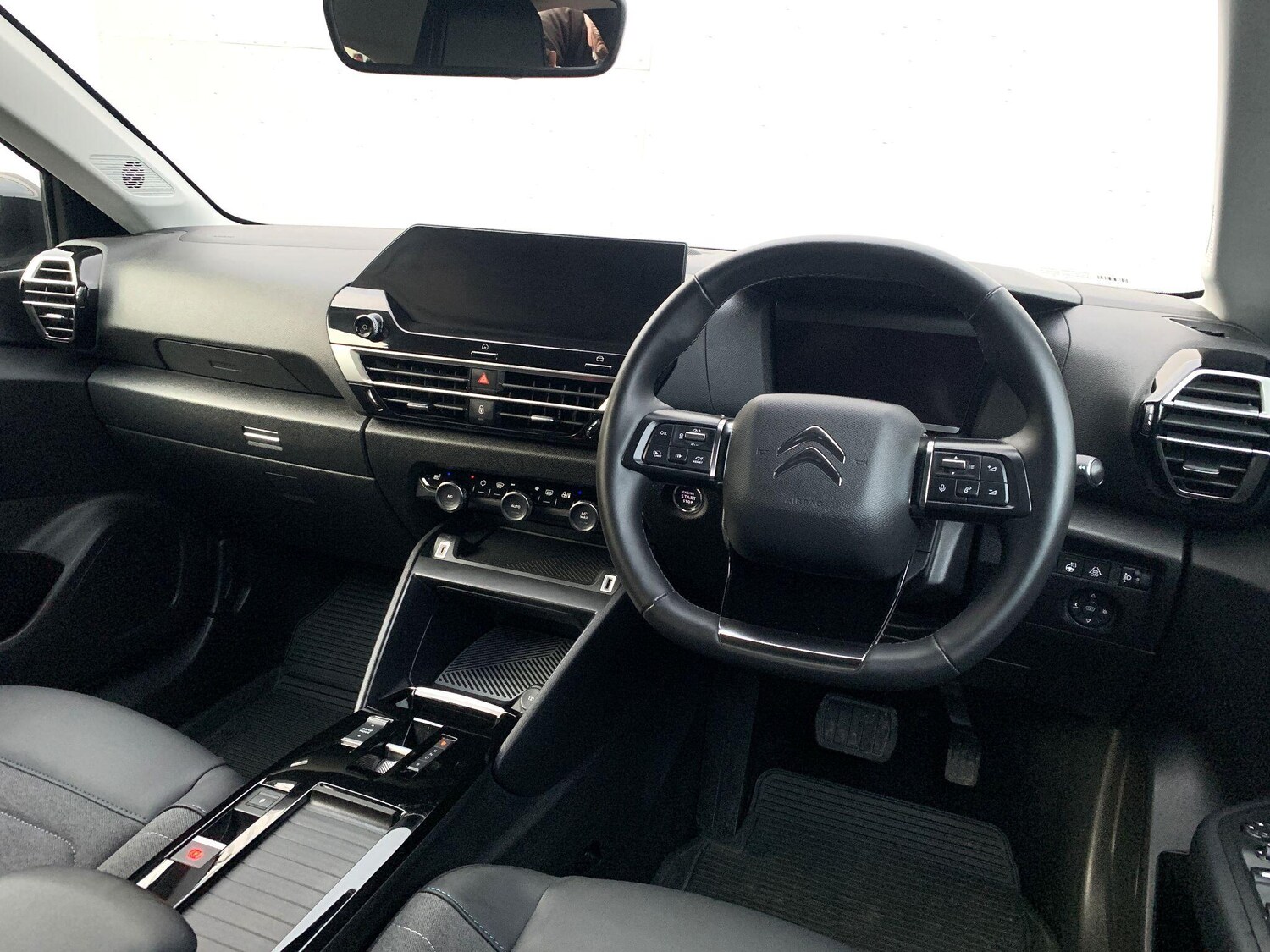 Used Citroen e-C4 2023 for sale - 76398430: Photo 11