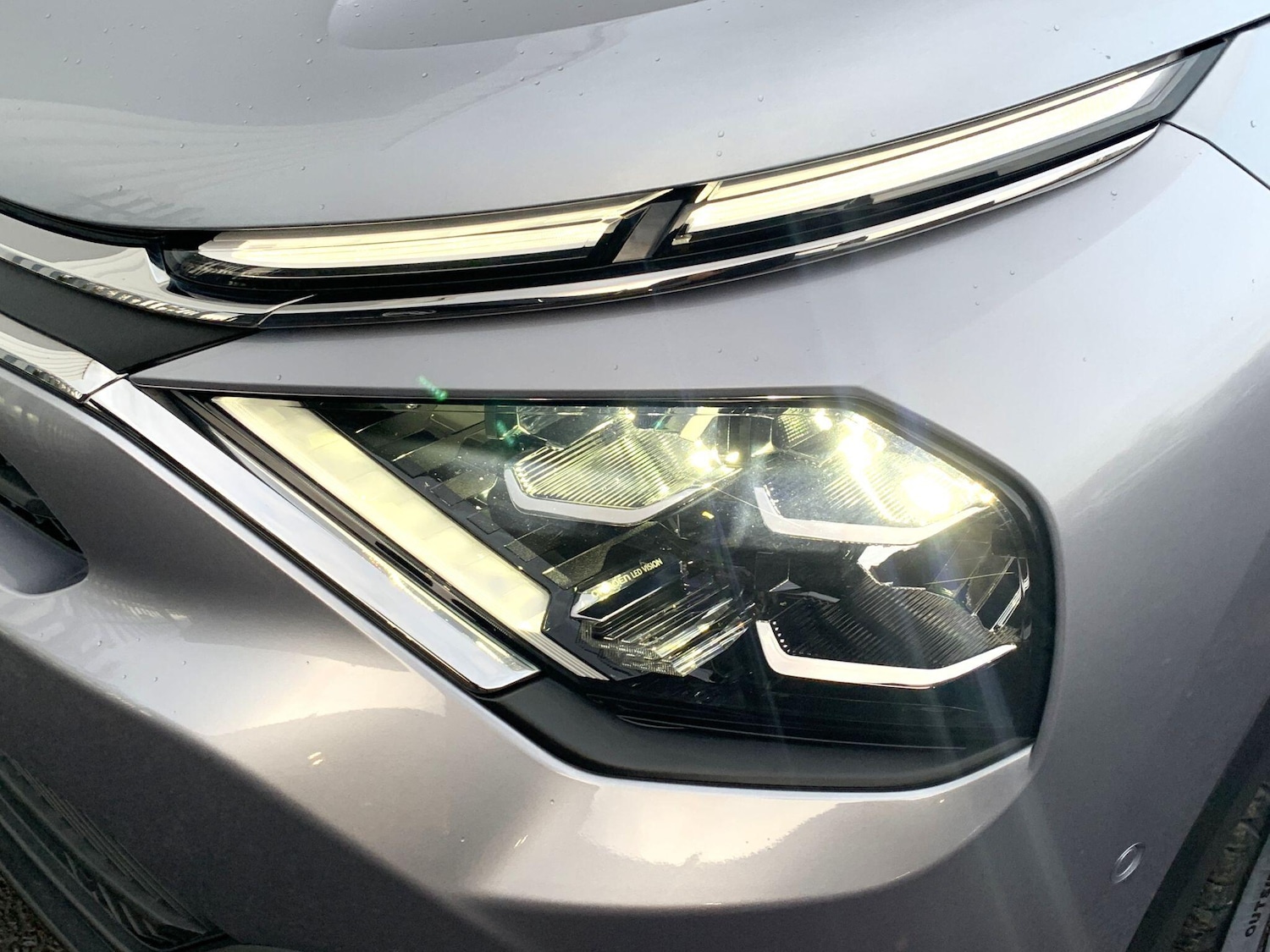 Used Citroen e-C4 2023 for sale - 76398430: Photo 33