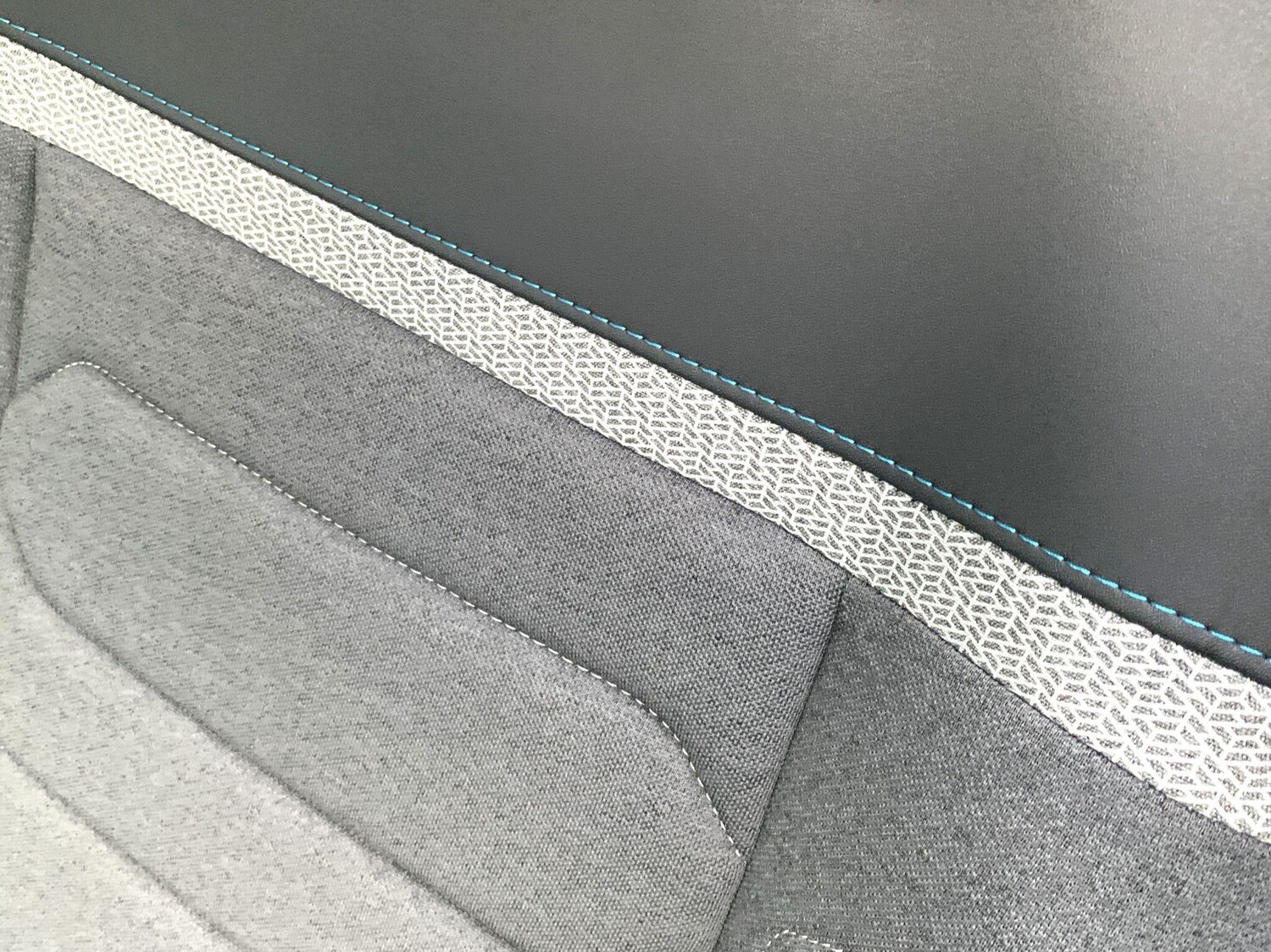 Used Citroen e-C4 2023 for sale - 76398430: Photo 36