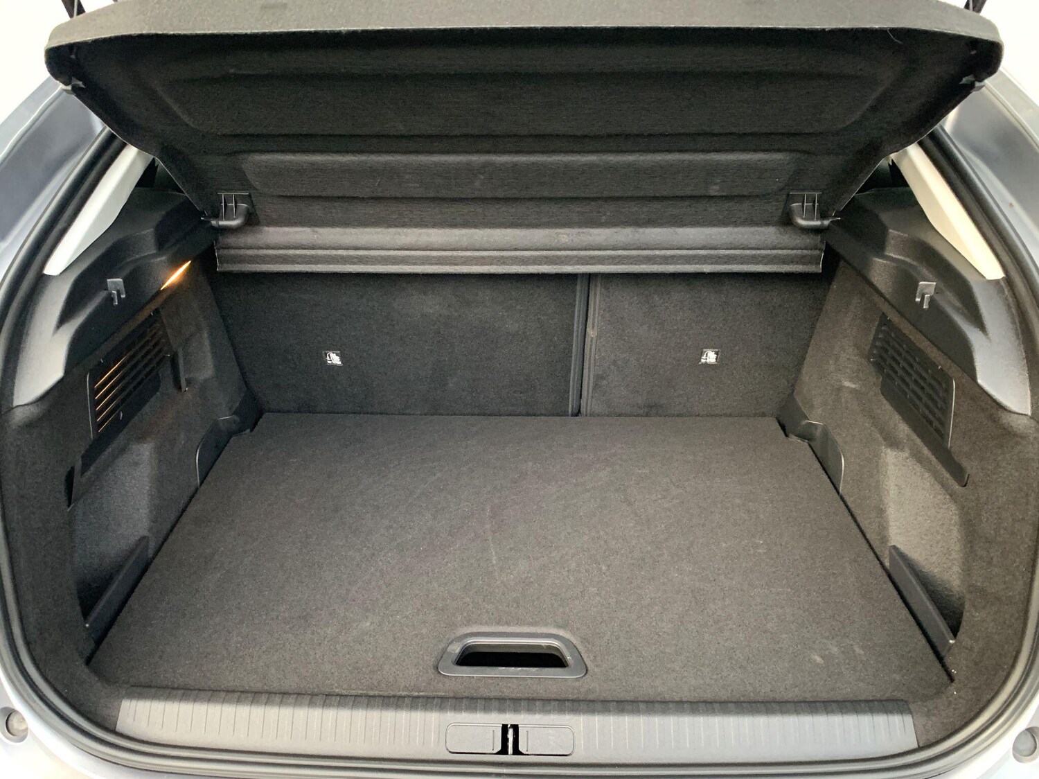 Used Citroen e-C4 2023 for sale - 76398430: Photo 49