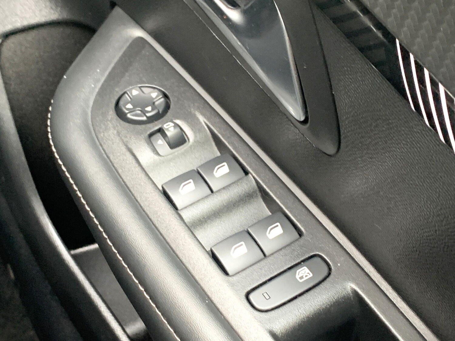 Used Peugeot E-208 2024 for sale - 76399186: Photo 29