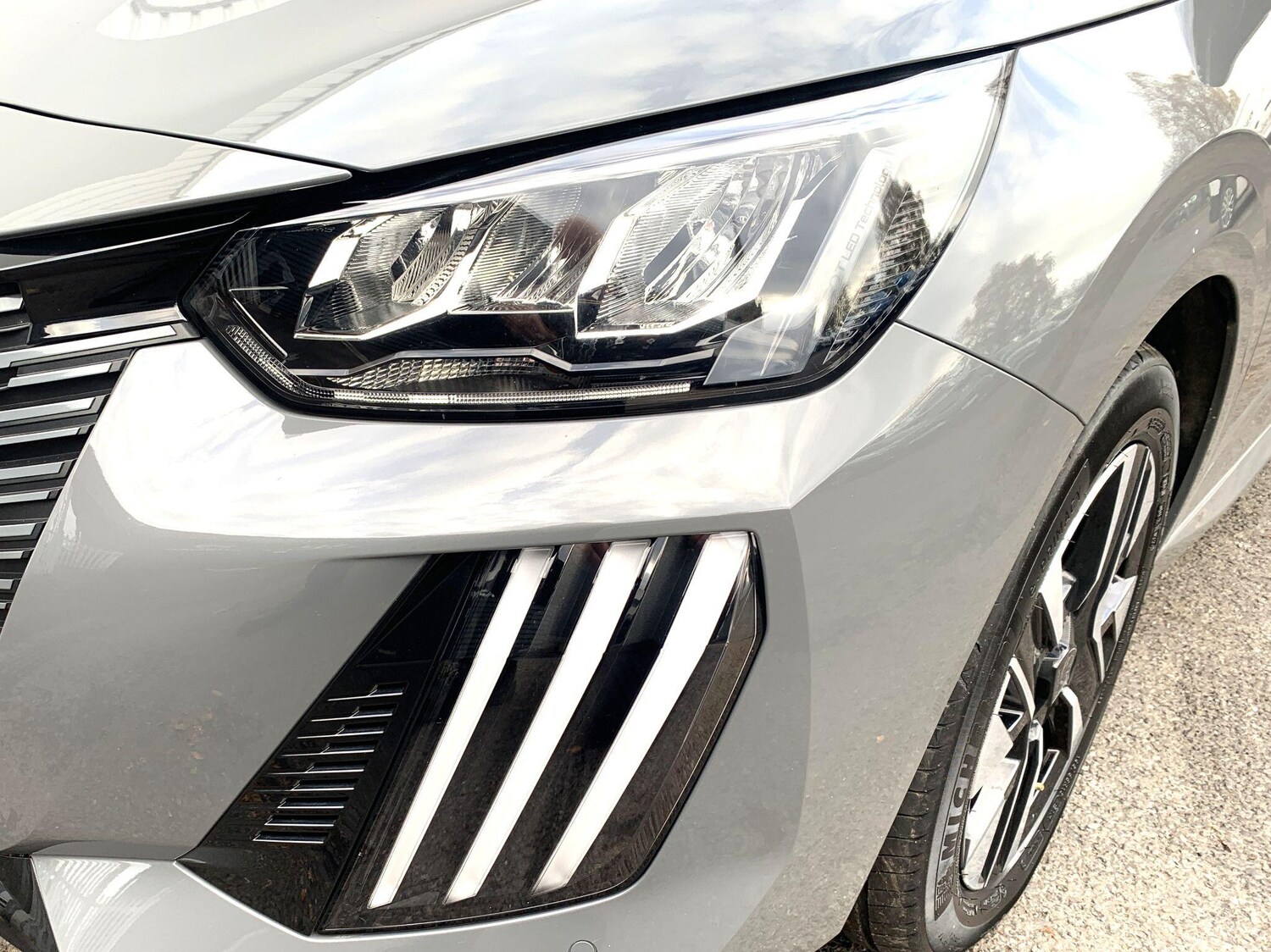 Used Peugeot E-208 2024 for sale - 76399186: Photo 37