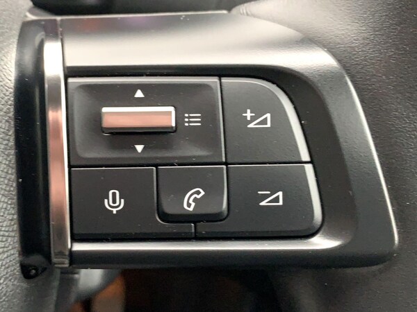 Used Citroen e-C4 2023 for sale - 75658068: Photo 25