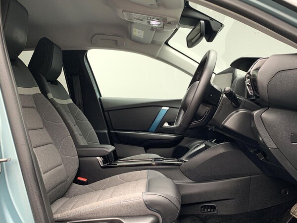 Used Citroen e-C4 2023 for sale - 75658068: Photo 2