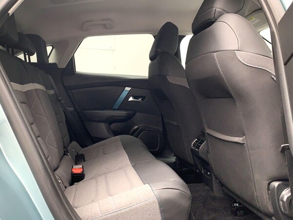 Used Citroen e-C4 2023 for sale - 75658068: Photo 5