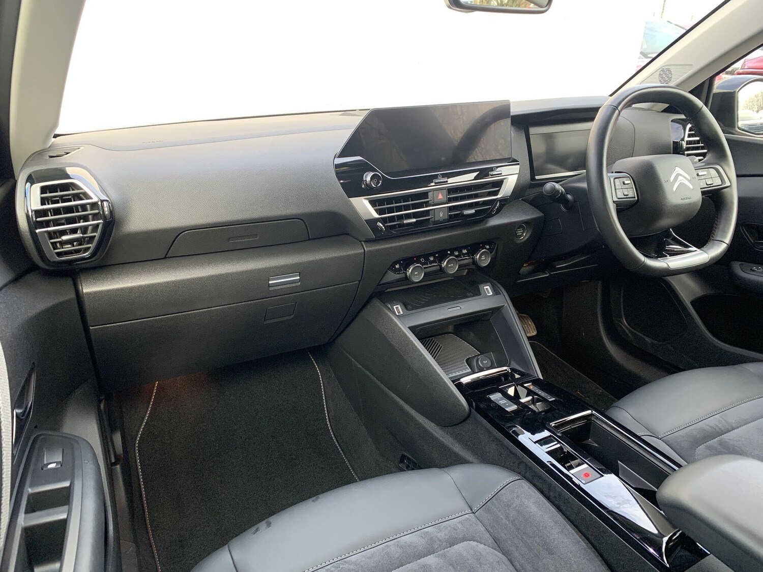 Used Citroen C4 2024 for sale - 77155314: Photo 15