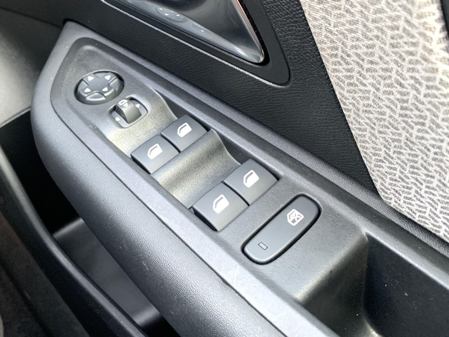 Used Citroen C4 2024 for sale - 77155314: Photo 45