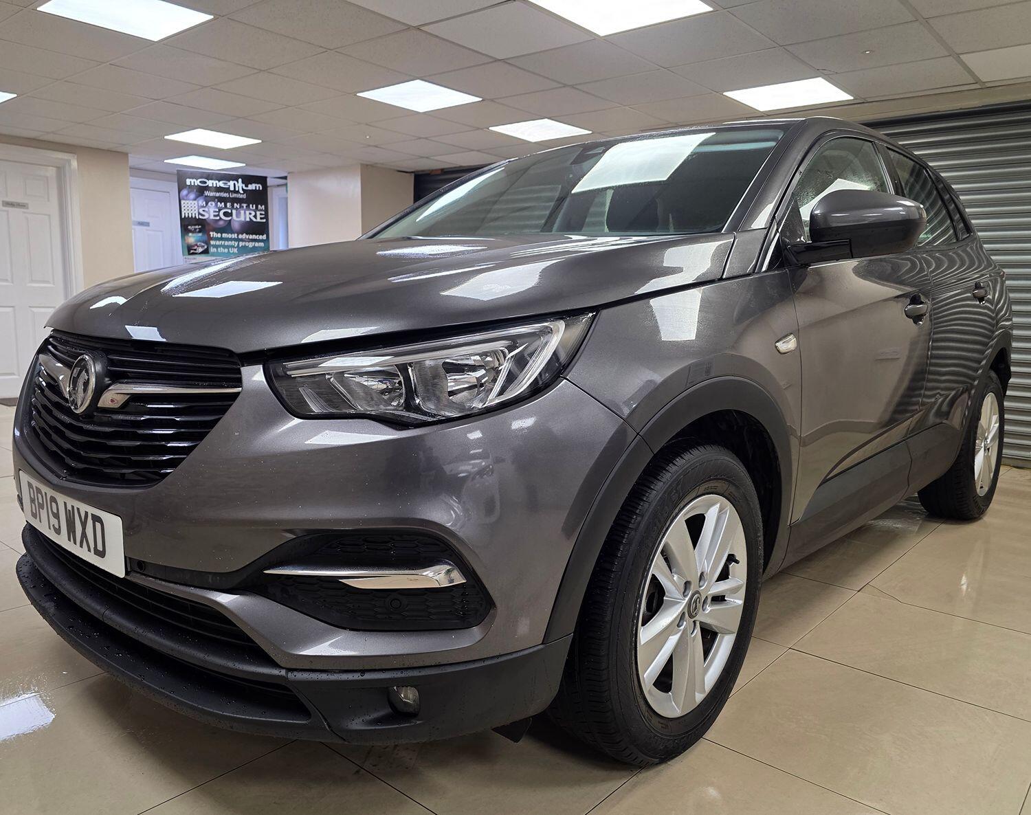 Used Vauxhall Grandland X 2019 for sale - 76449396: Photo 2