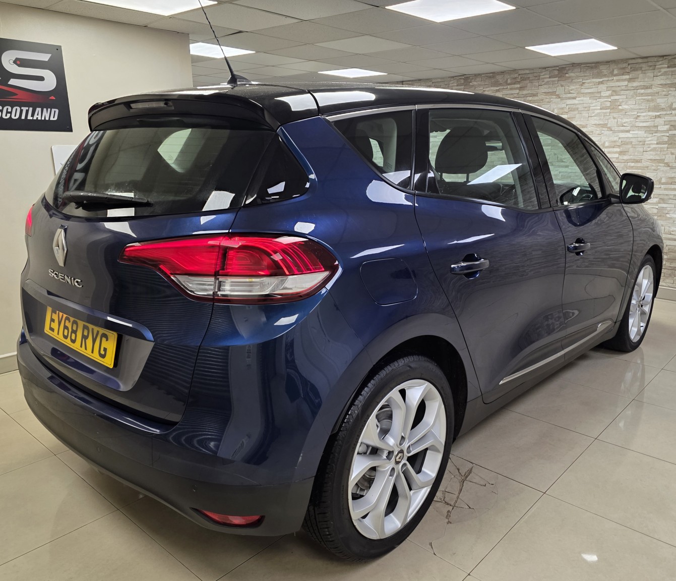 Used Renault Scenic 2018 for sale - 77129501: Photo 3