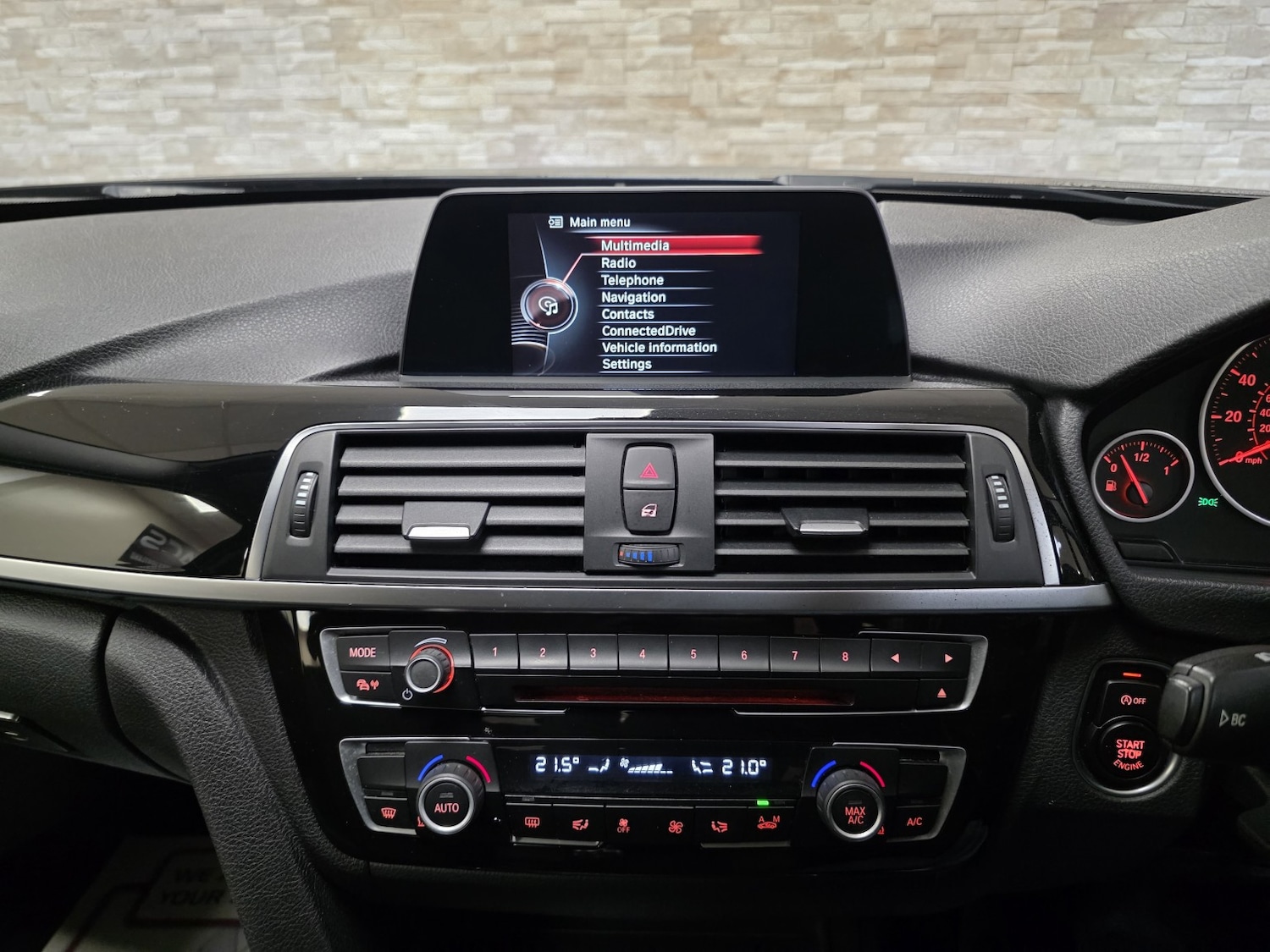 Used BMW 3 Series 2016 for sale - 77154350: Photo 10