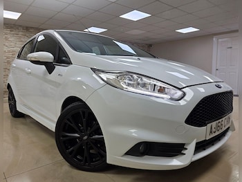 Used Ford Fiesta 2017 for sale - 75511304: Photo