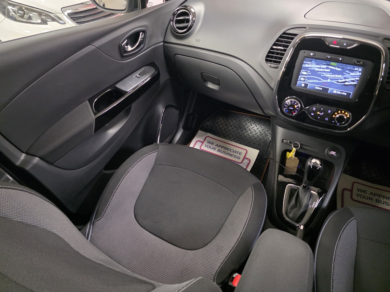 Used Renault Captur 2015 for sale - 76785132: Photo 6