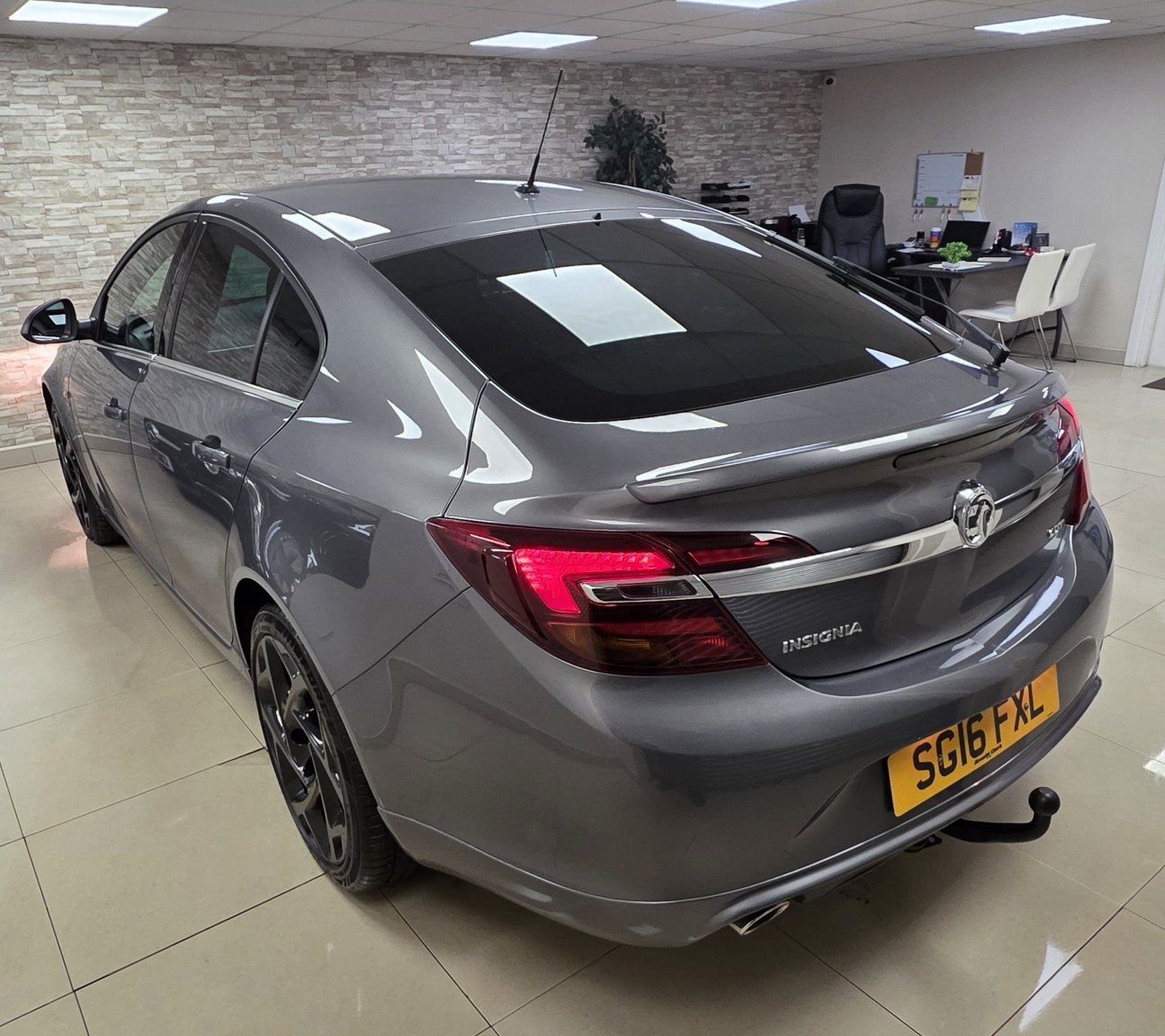 Used Vauxhall Insignia 2016 for sale - 77781604: Photo 3