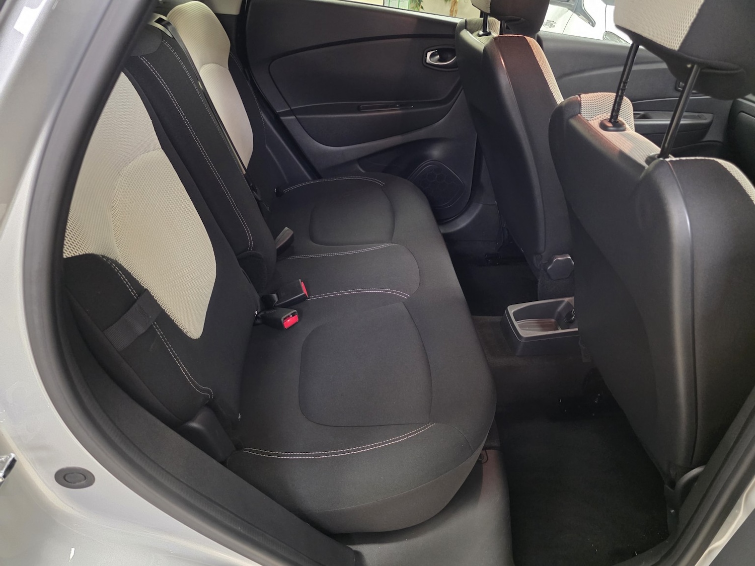 Used Renault Captur 2019 for sale - 76924396: Photo 7