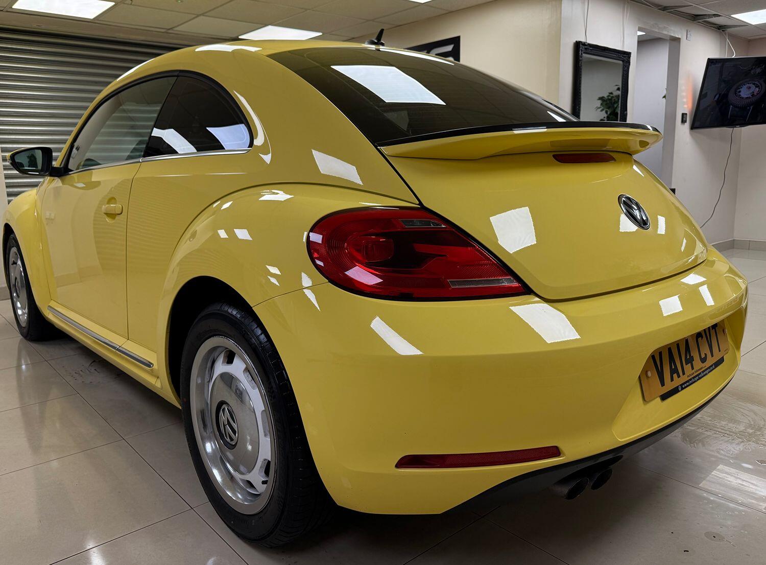 Used Volkswagen Beetle 2014 for sale - 76430963: Photo 4