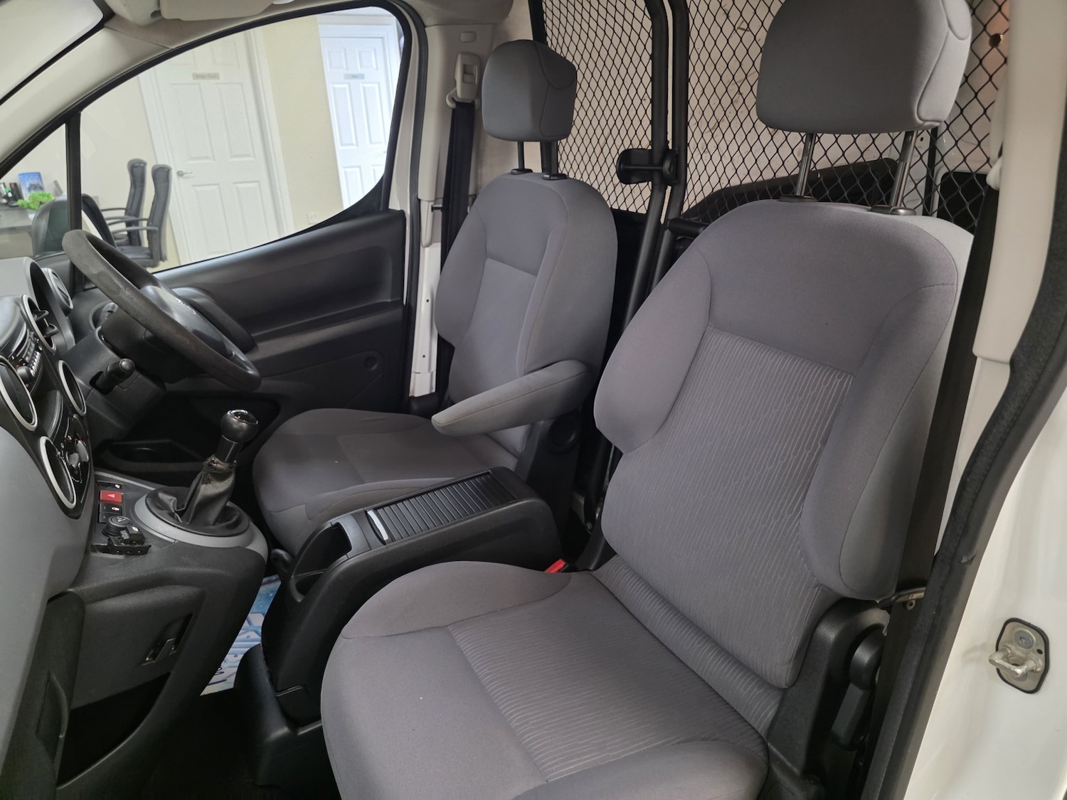 Used Peugeot Partner 2012 for sale - 77357416: Photo 15