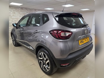 Used Renault Captur 2017 for sale - 75938345: Photo