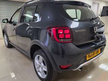 Used Dacia Sandero Stepway 2018 for sale - 74949611: Photo