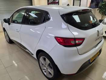 Used Renault Clio 2016 for sale - 74392772: Photo