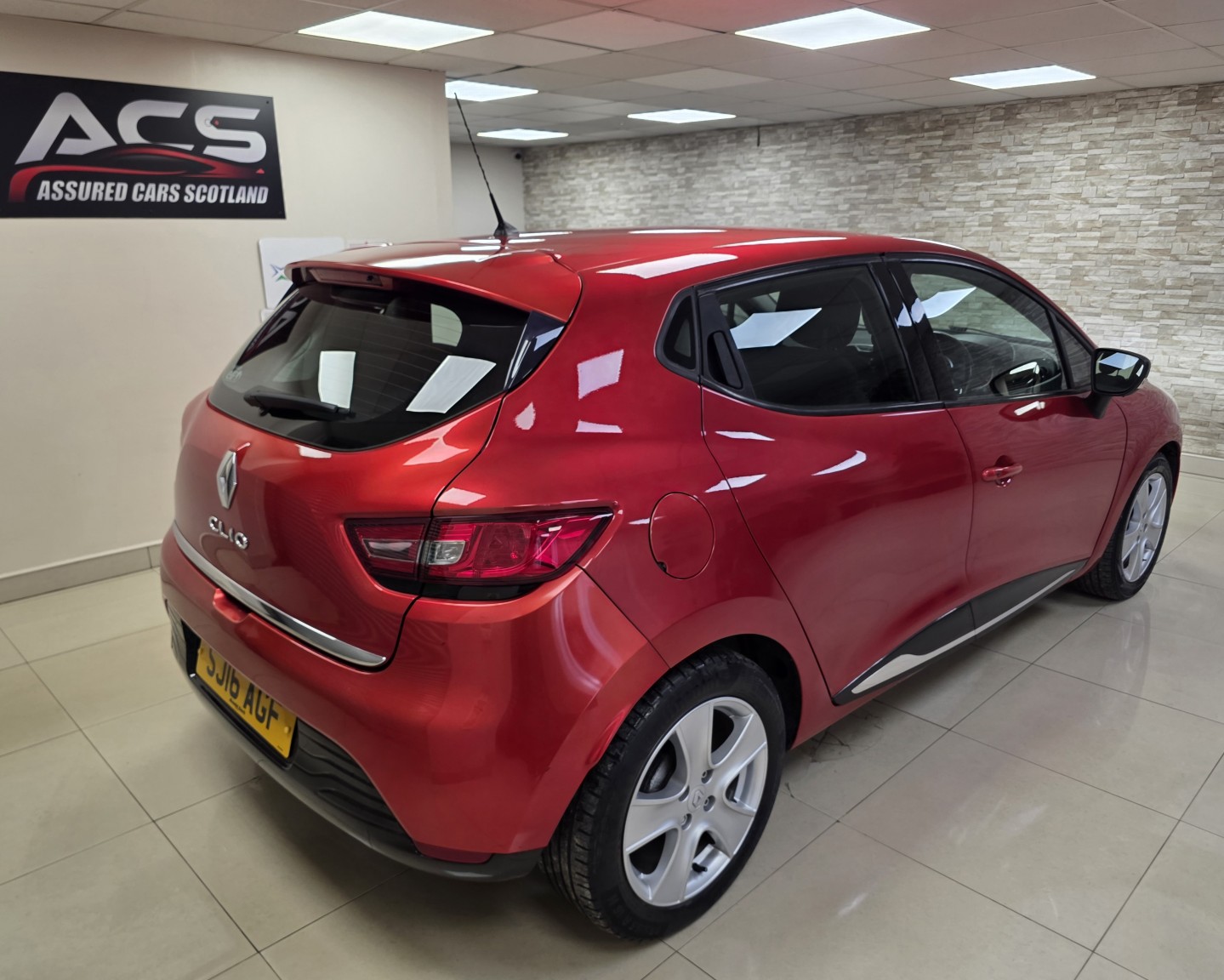 Used Renault Clio 2016 for sale - 77781609: Photo 3