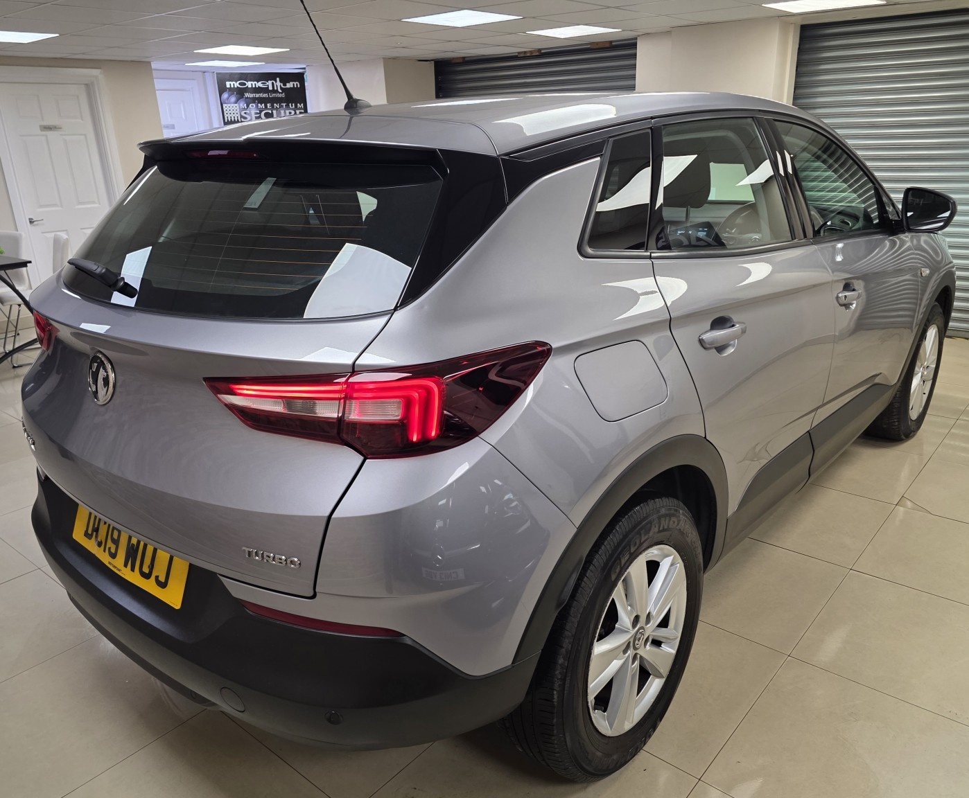 Used Vauxhall Grandland X 2019 for sale - 77836877: Photo 3