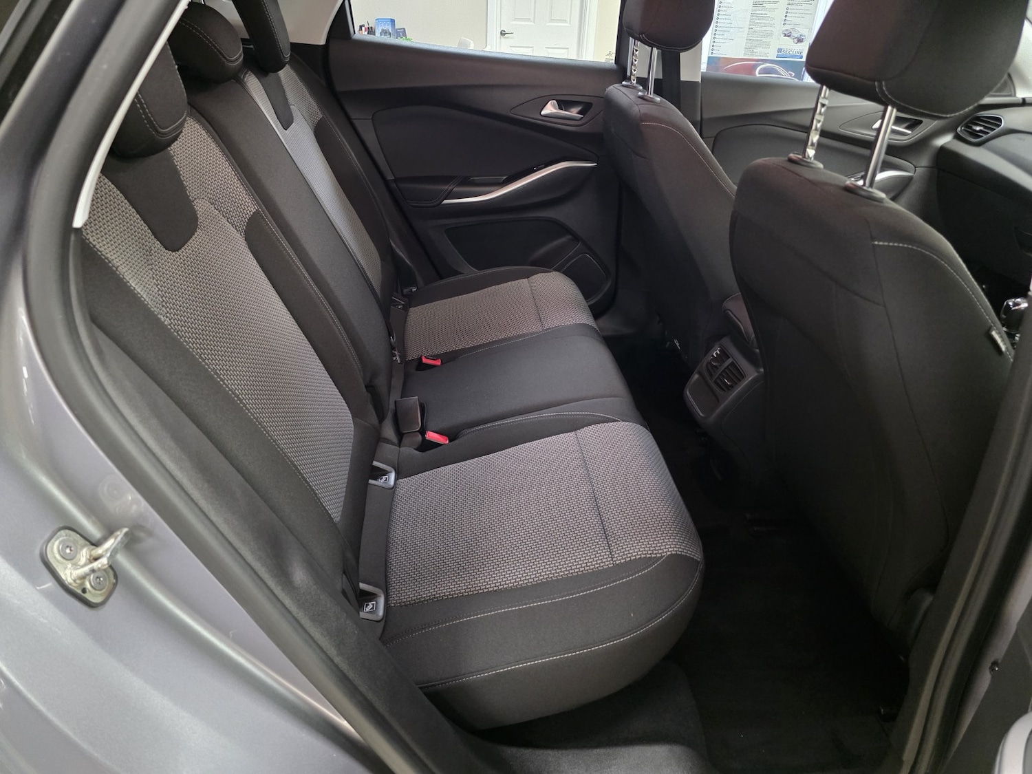 Used Vauxhall Grandland X 2019 for sale - 77836877: Photo 8