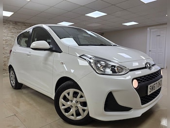 Used Hyundai i10 2018 for sale - 75511282: Photo