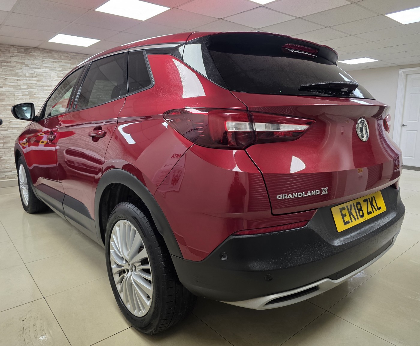 Used Vauxhall Grandland X 2018 for sale - 76821600: Photo 3
