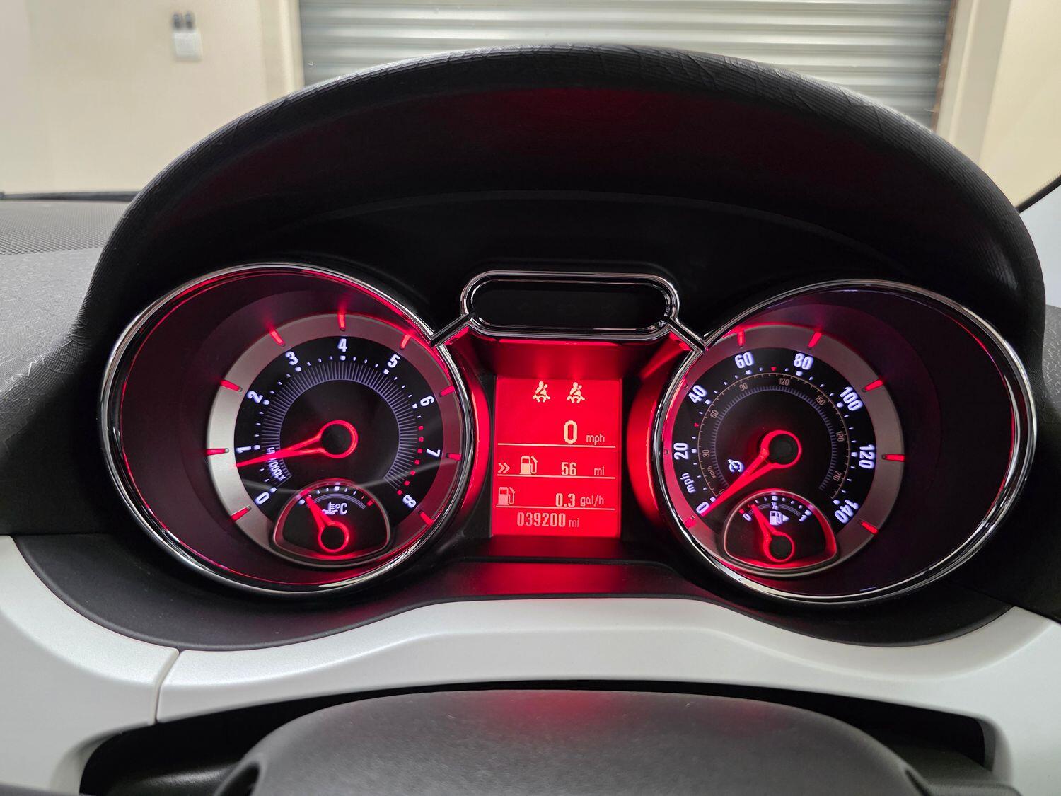 Used Vauxhall ADAM 2017 for sale - 76471250: Photo 8