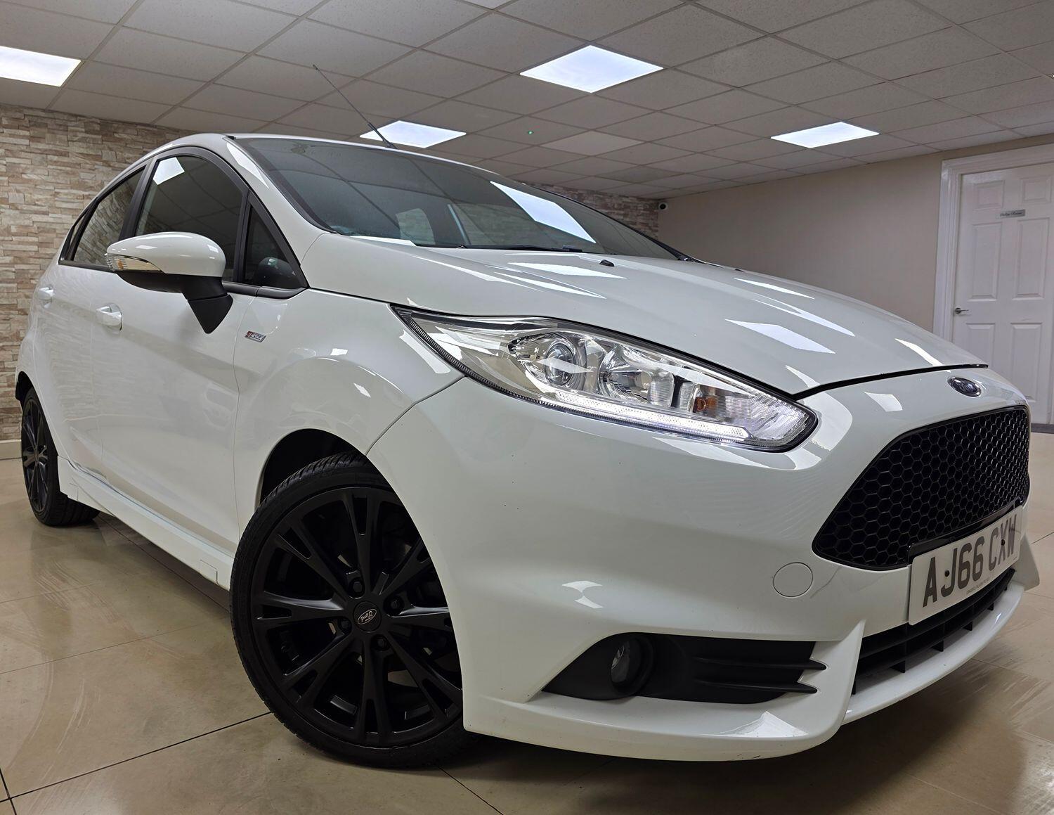 Used Ford Fiesta 2017 for sale - 76793053: Photo 1