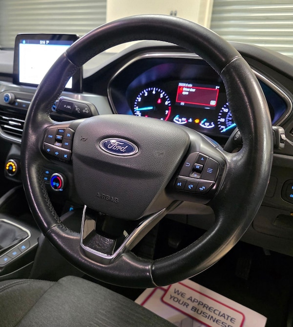 Used Ford Focus 2019 for sale - 74210706: Photo 11