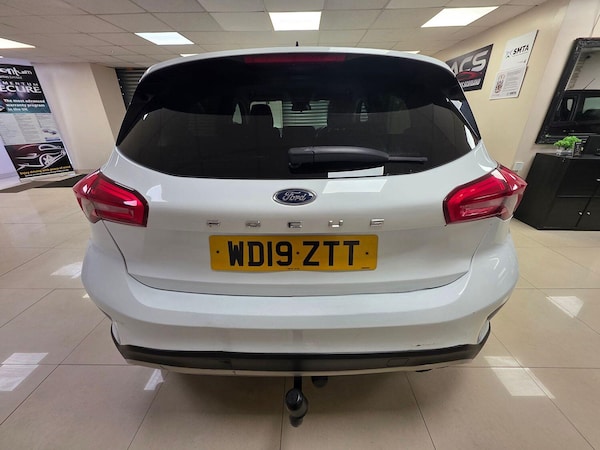 Used Ford Focus 2019 for sale - 74210706: Photo 6
