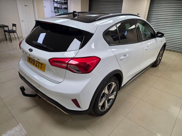 Used Ford Focus 2019 for sale - 74210706: Photo 7
